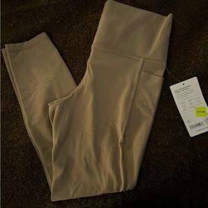 NWT Athleta Salutation Stash Cinch 7/8 Leggings